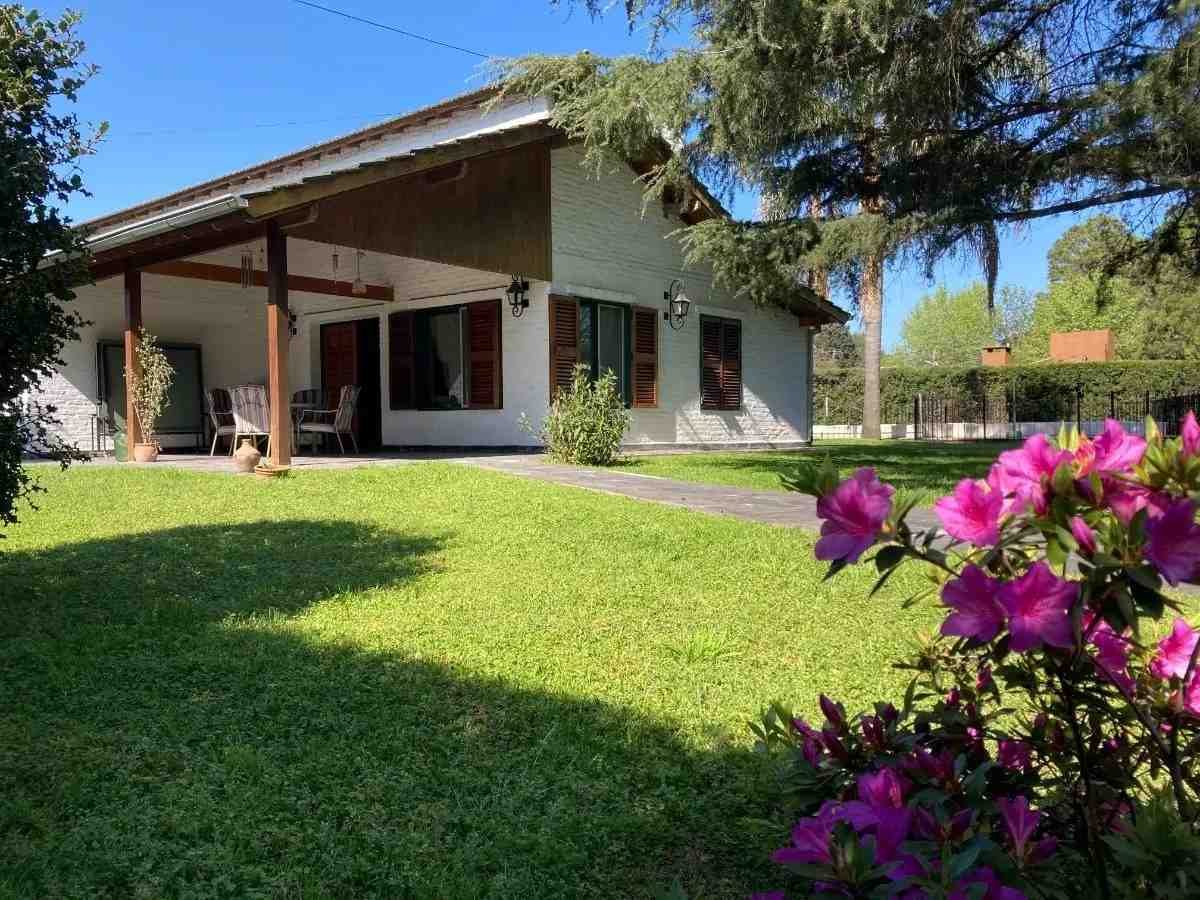 Casa en venta Barrio Robles del monarca - Pilar